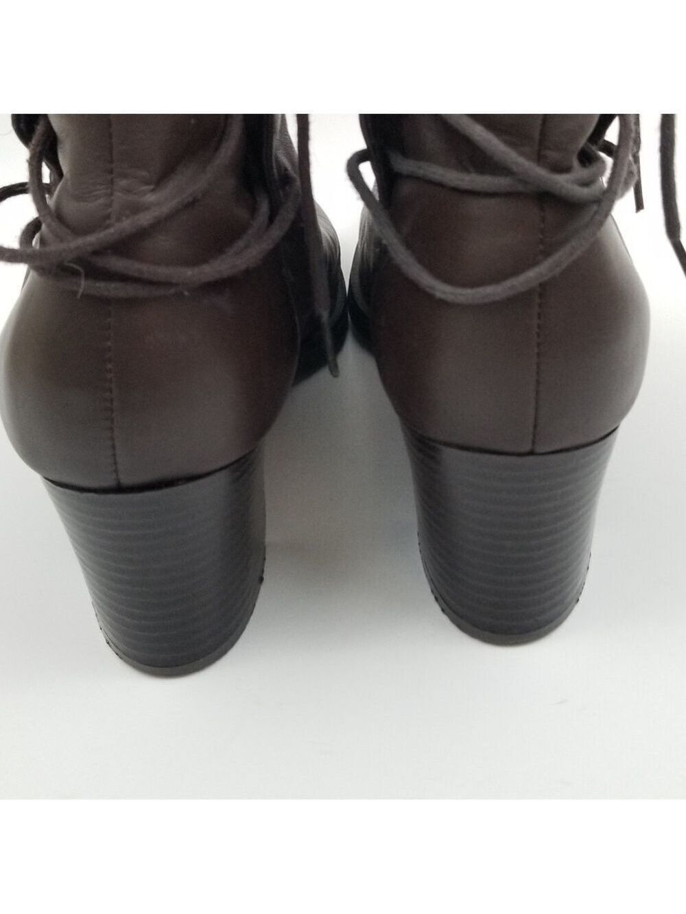 Amanda Smith Brown Leather Block Heel Booties, Size 10M - Picture 13 of 16